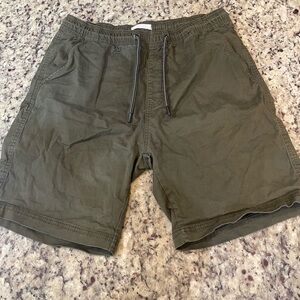 Michael Brandon Men's Casual Shorts in Olive Green
